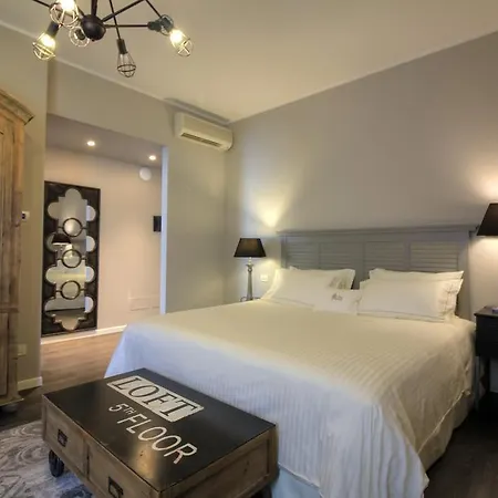 Like Boutique Hotel