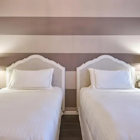 Like Boutique Hotel