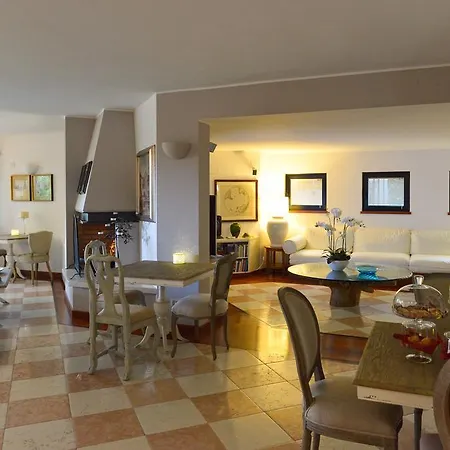 Hotel Like Boutique Azzano San Paolo