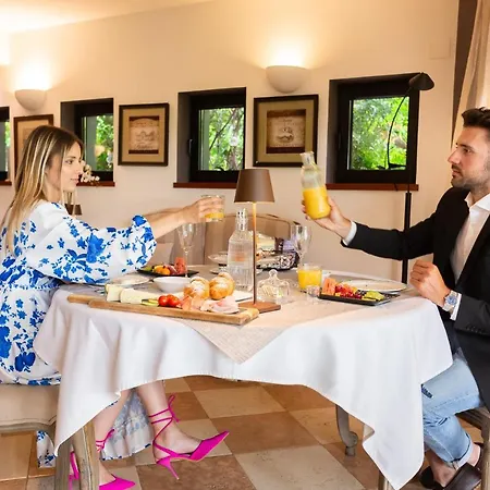 Like Boutique Hotell Azzano San Paolo