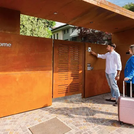 Hotell Like Boutique Azzano San Paolo