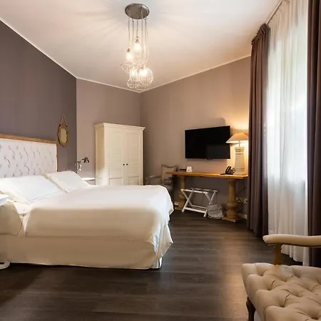 Hotell Like Boutique Azzano San Paolo